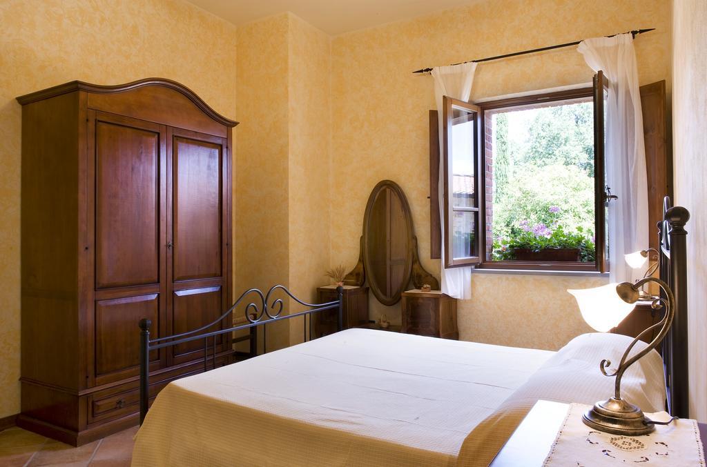 Villa Poggio Ugo Bucine Habitación foto
