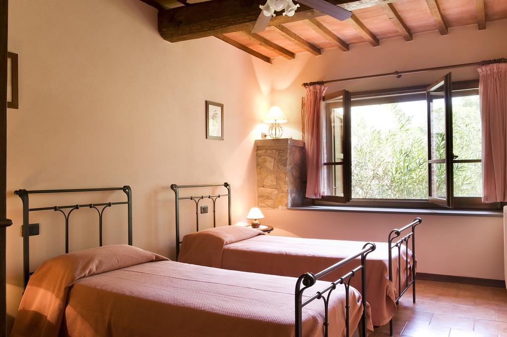 Villa Poggio Ugo Bucine Habitación foto